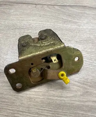 Volvo V40 Tailgate/trunk/boot lock/catch/latch