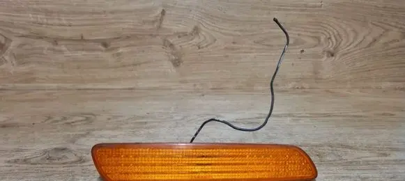 Volvo S40, V40 Front fender indicator light 30888128