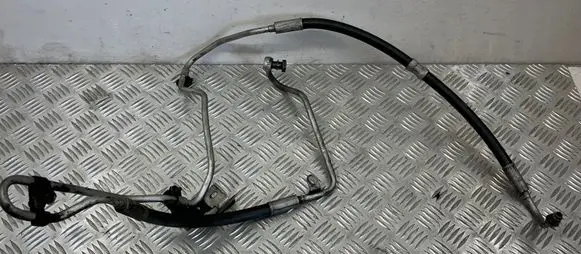 BMW 5 E60 E61 Power steering hose/pipe/line 6761481