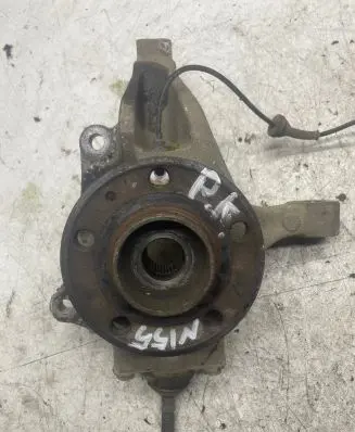Volvo V70 Front wheel hub spindle knuckle 9461943