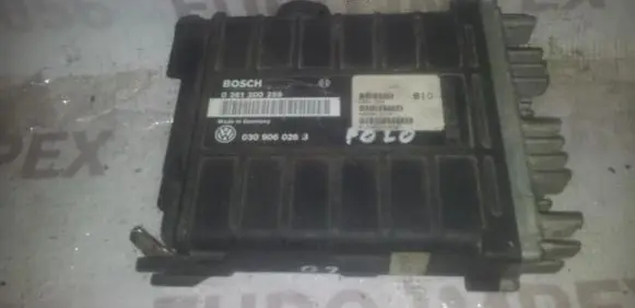 Volkswagen Polo III 6N 6N2 6NF Engine control unit/module 0261200259 030906026B