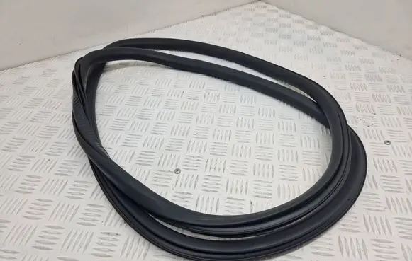 Jeep Renegade Front door rubber seal 72353