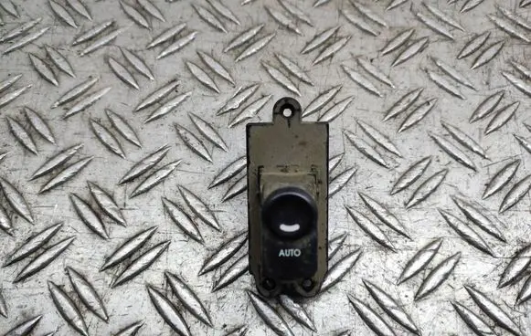 Hyundai i30 Electric window control switch 