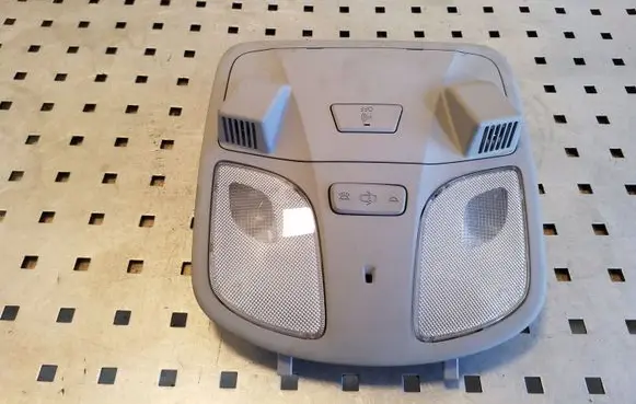 Hyundai i40 Front seat light