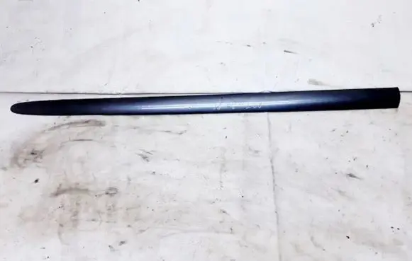 Toyota Corolla Verso E121 Front door trim (molding) 7573113150