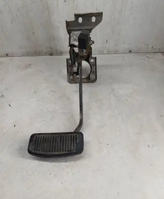 Hyundai Santa Fe Brake pedal 