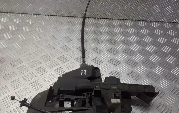 Ford Focus Rear door lock 4M5AA26412BC