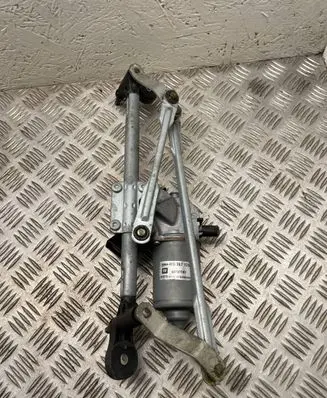 Opel Corsa D Front wiper linkage and motor 13182340 3411 367546129