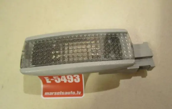 Volkswagen Polo V 6R Other interior light 3B0947113