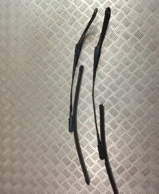 BMW 4 F32 F33 Front wiper blade arm