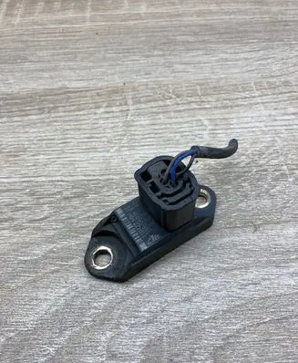 Audi A6 S6 C6 4F Airbag deployment crash/impact sensor 4F0907651 H04221011