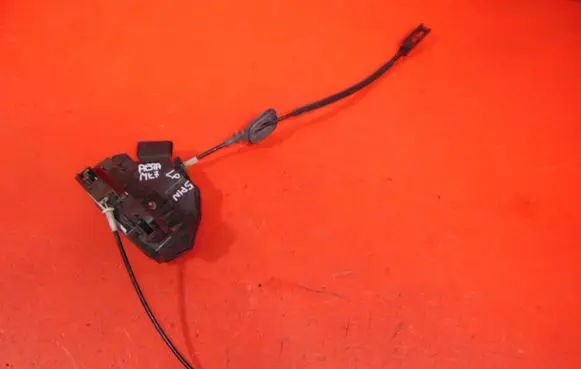 Ford Fiesta Front door lock 8A6AA21813AC