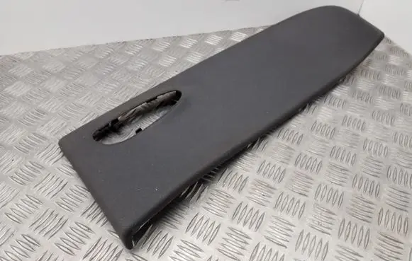 Seat Leon (1P) Other rear door trim element 1P0867116