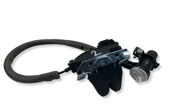 Mercedes-Benz E W212 Tailgate/trunk/boot lock/catch/latch A2047500185