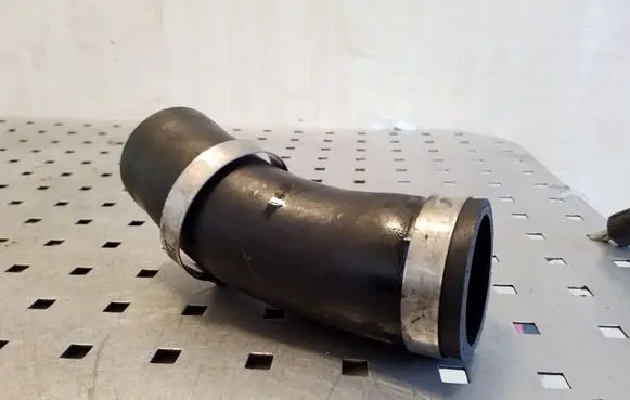Toyota RAV 4 (XA20) Intercooler hose/pipe
