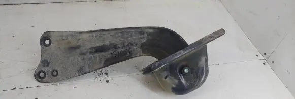 Rear control arm