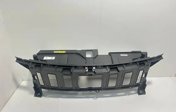 Peugeot 5008 II Front bumper mounting bracket 9810634677 41188 98106346XT