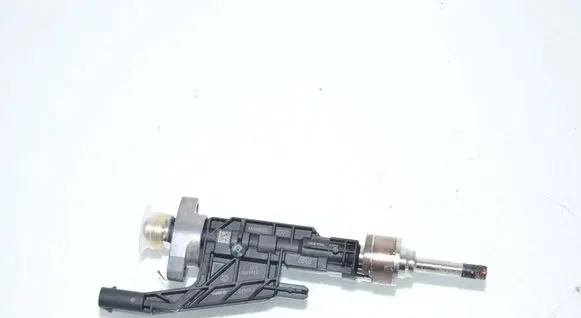 BMW 3 G20 G21 Fuel injector 8656548 13538656548