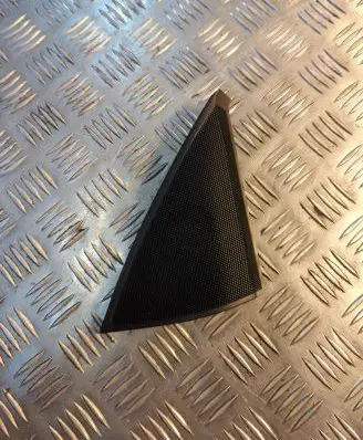 Mercedes-Benz C W204 Front door speaker cover trim A2047200248