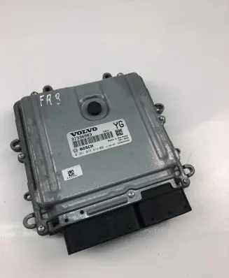 Volvo S60 Engine control unit/module ECU 31336983 0281018414