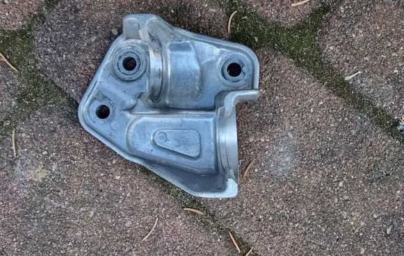 Iveco Daily 6th gen Gear shift cable bracket 8873656 FT50.6
