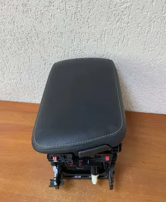 Lexus NX Armrest 1F122023G 5882378031 936