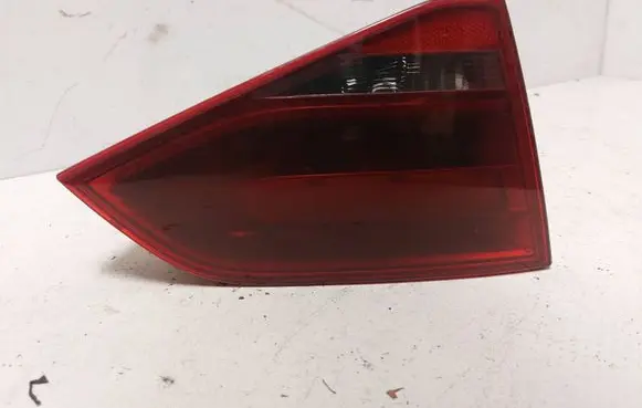 Audi A4 S4 B8 8K Tailgate rear/tail lights 166973