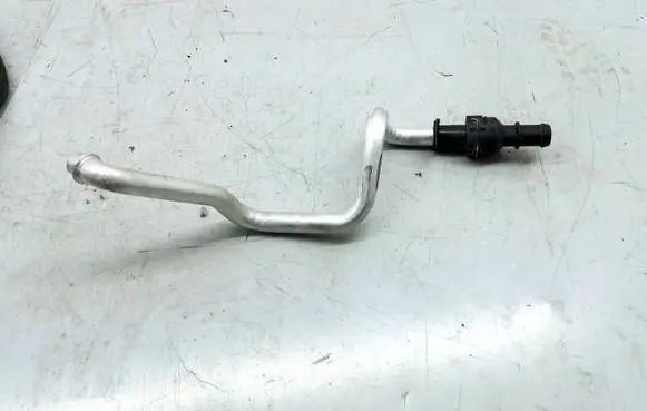 Volkswagen Jetta VI Engine coolant pipe/hose 1K0122291C