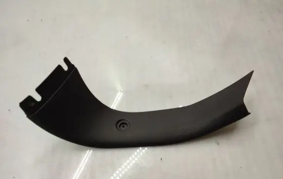 BMW 1 E81 E87 Tailgate/trunk side cover trim 7074688