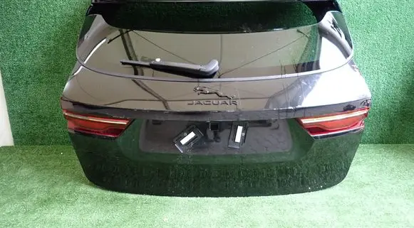 Jaguar F-Pace Tailgate/trunk/boot lid