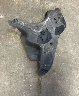 Mercedes-Benz V Class W447 Rear underbody cover/under tray A4478890300