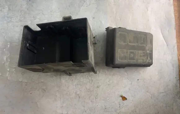 Opel Zafira A Fuse box set 90560119 09132701