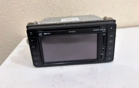 Toyota Verso Radio/CD/DVD/GPS head unit 8611360V860