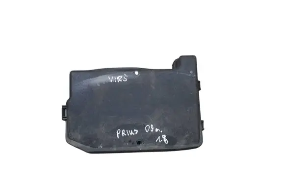 Toyota Prius (XW30) Fuse box cover 8266247090