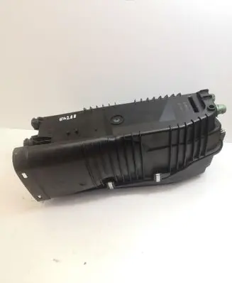Mercedes-Benz C W204 Air filter box A6460902001