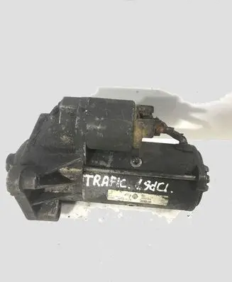 Renault Trafic II (X83) Starter motor 7700116260C D7R44