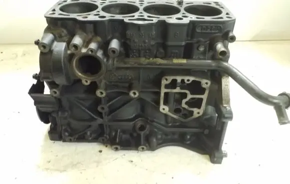 Audi A6 S6 C6 4F Engine block 03G021AG