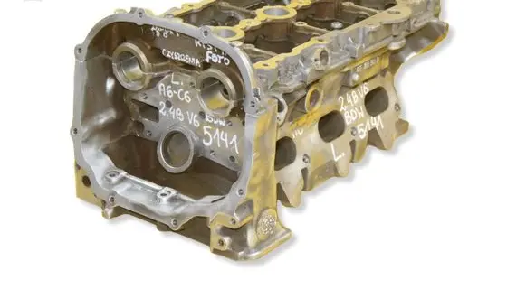 Audi A6 S6 C6 4F Engine head 06E103373D
