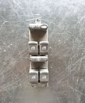 Volkswagen PASSAT B5 Electric window control switch 1J4959857 F005S00011