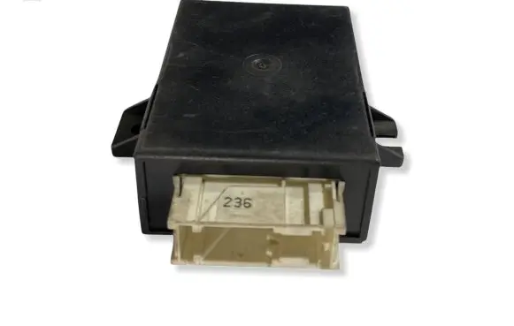 BMW 7 E38 Steering rack control module 8352494 61358352494