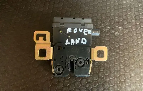 Land Rover Range Rover Sport L320 Tailgate window lock/catch/latch FQR500040