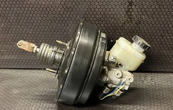 Infiniti FX Brake booster CG011 R215T A031