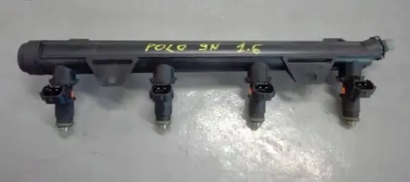 Volkswagen Polo IV 9N3 Fuel injector supply line/pipe 