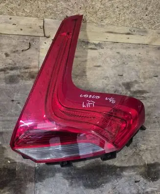 Volvo V40 Cross country Rear/tail lights 121212