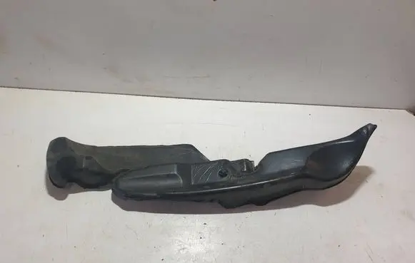 Volvo XC60 Fender foam support/seal 31666004