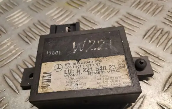 Mercedes-Benz S W221 Tire pressure control unit 2215402362