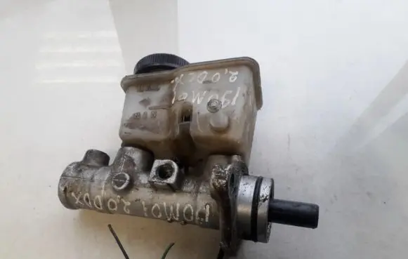 Mazda 626 Master brake cylinder