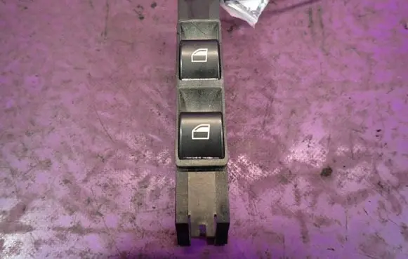 BMW 3 E36 Quarter vent window switch 
