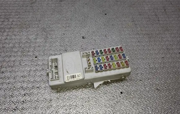 KIA Sorento Fuse module 911703E920