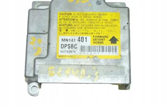 Mitsubishi Grandis Airbag control unit/module MN141401